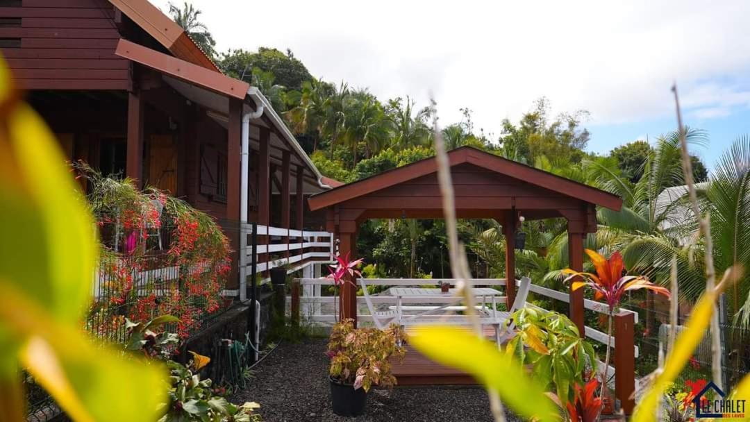 Chalet Des Laves Sainte-Rose Buitenkant foto